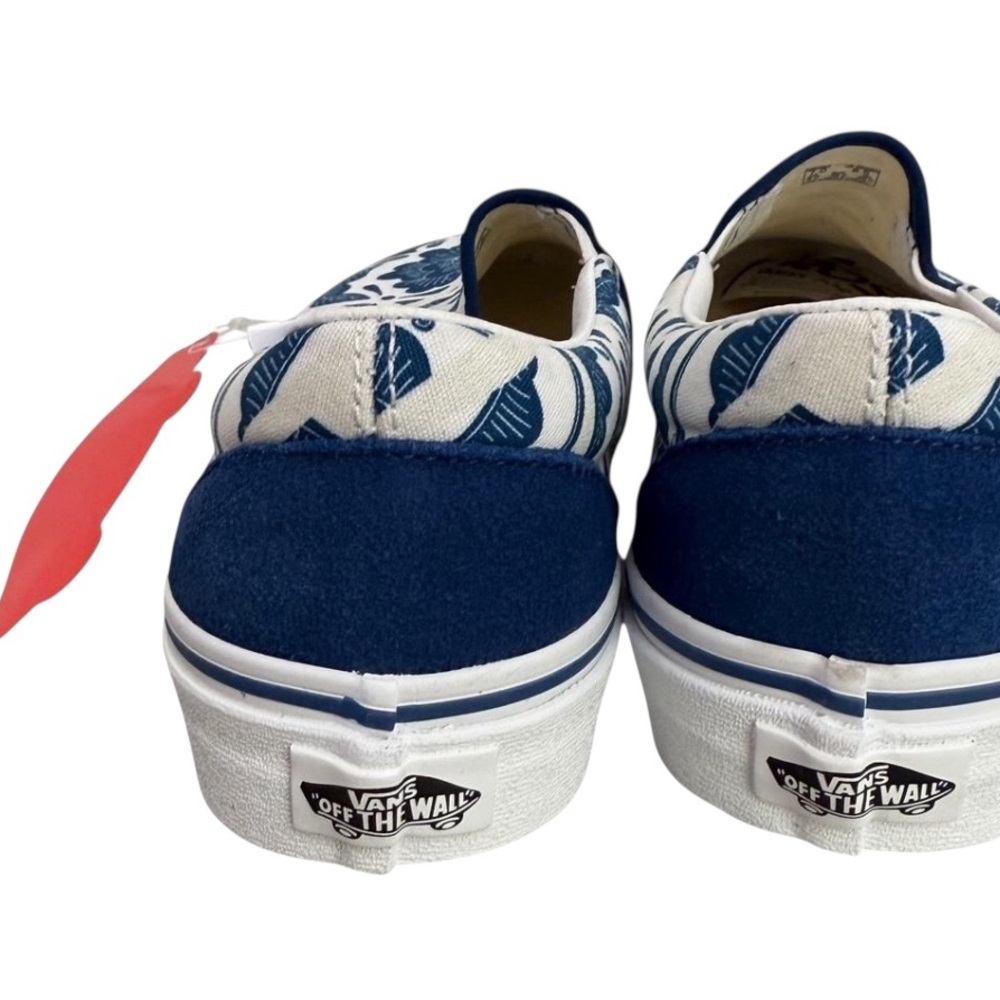 NWT Vans Women's Floral Slip-On Shoes - Blue and White Floral Size 8.5 - Picture 3 of 4